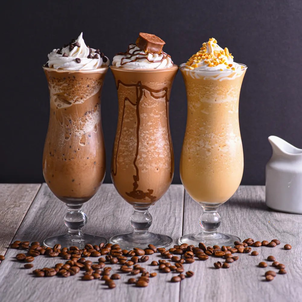 Frappes con crema batida